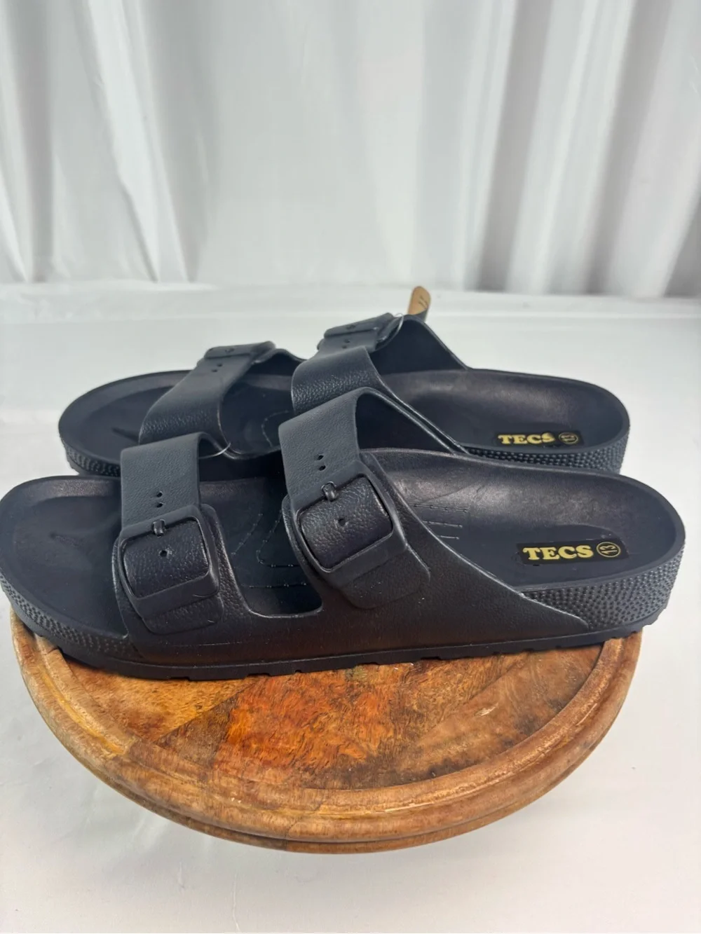 TECS Men's Size 13 Double Strap Comfort Sandals NWT Black